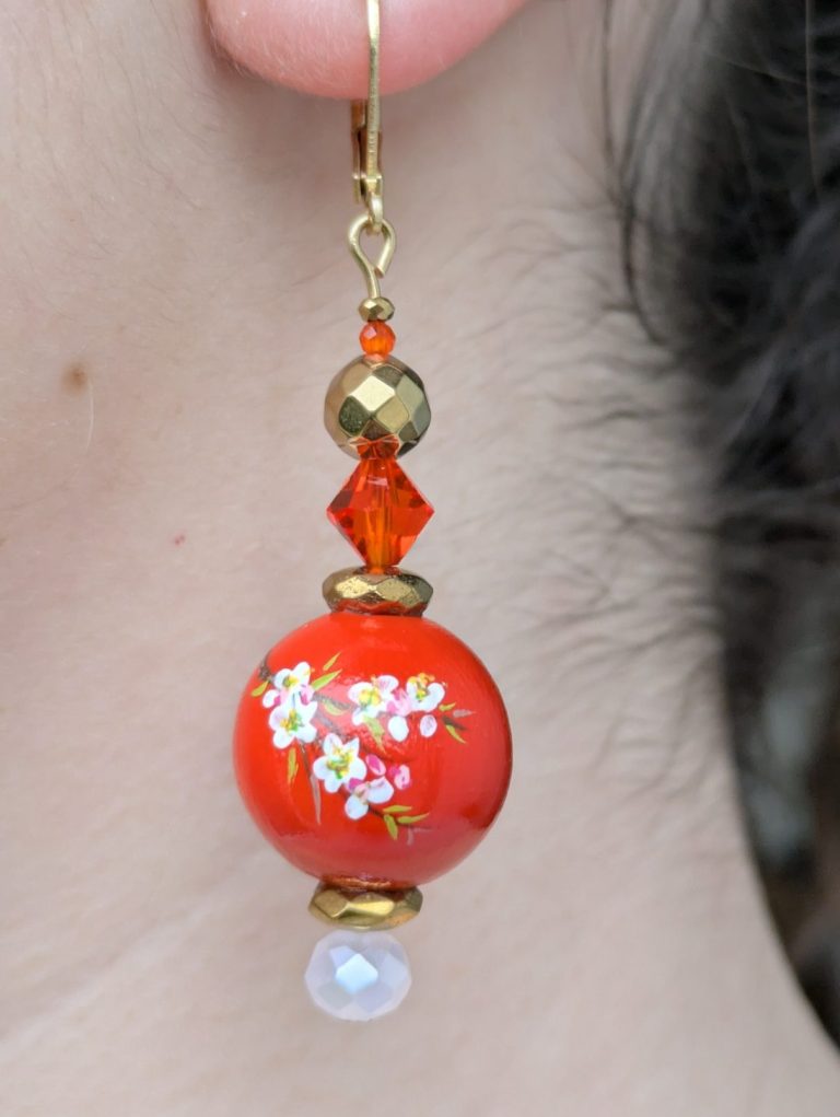 Cliquez pour découvrir les boucles d'oreilles